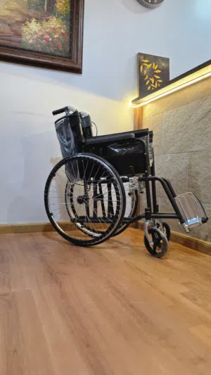 كرسي متحرك بجودة عالية وقابل للطي جديد (wheelchair )