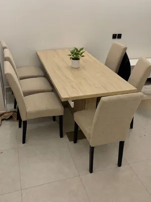 سفرة كبيرة مع 6 كراسي