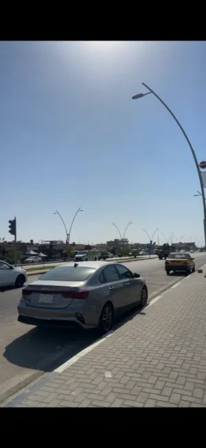 عيادة اسنان كامله للبيع