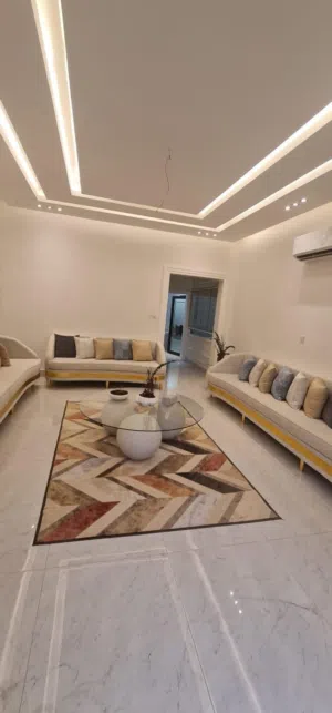 فيلا 5 غرف ماستر للبيع في زاخر - مساحة 100*200  5BR Villa for Sale in Zakher