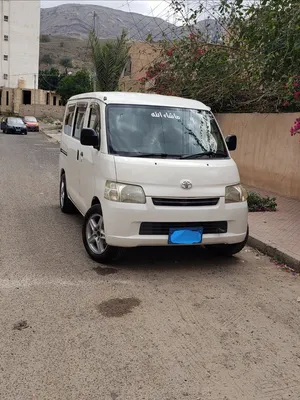 باص تونسي معدوووم 2014 جير عادي الباص شبه وااارد نضيييييف من داخل ومن خارج مضمون مكينه واسبيت