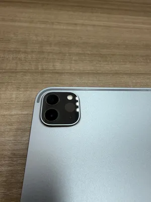 Apple iPad Pro 6 128 GB in Al Batinah