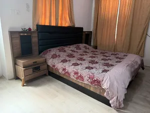 غرفه نوم تركي فخم خشب ثقيل ومتين سبع قطع