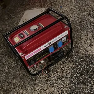 مولد كهرباء تايجر مستعمل نظيف 2,5 kv