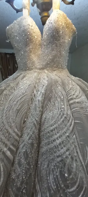 فسان عروس ابيض شك خرز ثقيل 4 جيبونات شاحط طويل قياس وزن 50 60 65