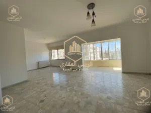 شقة * للايجار * 200م * 3 نوم * موقع مميز * شميساني