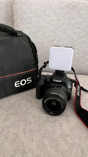 كاميرا كانون EOS 250D معها اغراضها الشنته والعدسة الكيت استخدام بسيط جدا