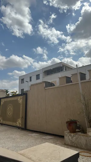 بدروم للايجار مساحته 150 مع وجود دورة مياه
