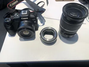 من النمسا للبيع مع عدسات Canon R8
