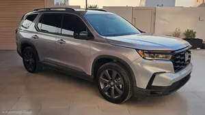 Honda pilot sport 2024 Oman (low mileage)