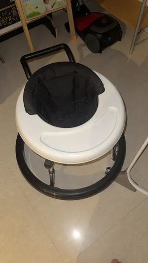 مشايه مستخدمه