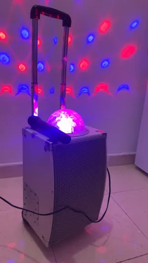 سماعات ترولي مع LED ومايك وفلاش موميري . بقوة 35 واط