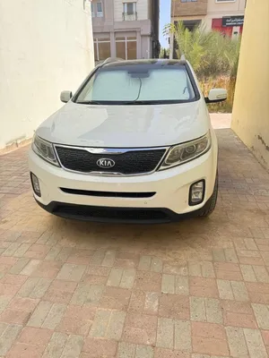 Used Kia Sorento in Muscat