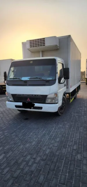 3 ton chiller truck with tail lift for rent in abu dhabi