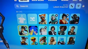 حساب فورانات 15+ سكنات و 700vbucks