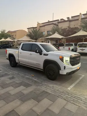 Used GMC Sierra in Dubai