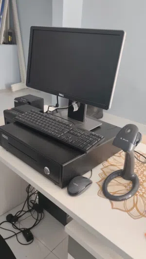 Windows Dell Computers for sale in Al Dakhiliya