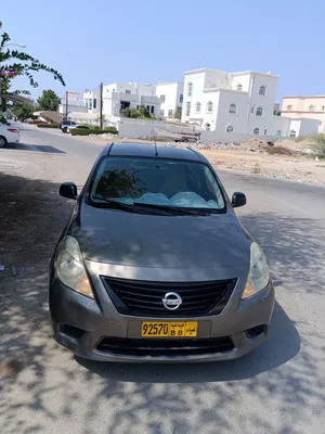 Nissan sunny good condition newly painte. 1 year mulkiya interested people only contact.