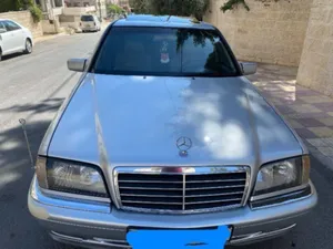مرسيدس بنز سنة 1999