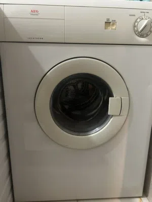 نشافة ملابس