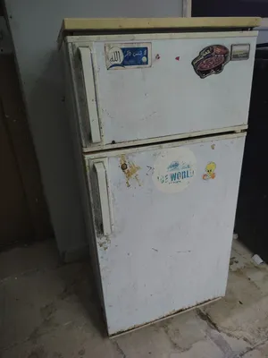 ثلاجه مكتب مستعمله لا يوجد بها اعطال