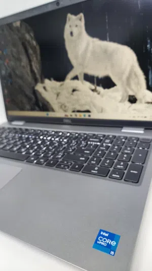 Dell latitude 5521 11th Gen Hexa core Processor 4gb iris xe graphics 6cores Processor win 11pro