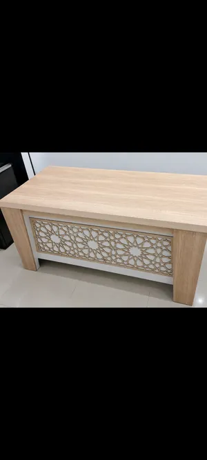 طاولة كونسول خشبية مزخرفة – 70 ريال