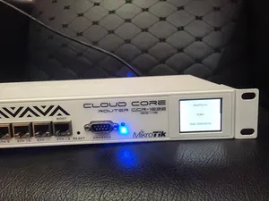 للبيع مايكروتك MikroTik Cloud Core Router