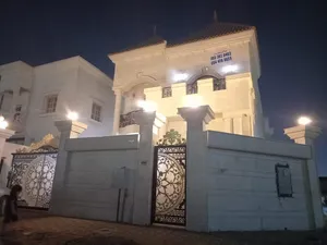 فيلا بالمويهات 5 غرف وغرفه خادمه