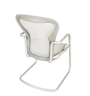 للبيع كرسي Herman Miller Aeron – مقاس B