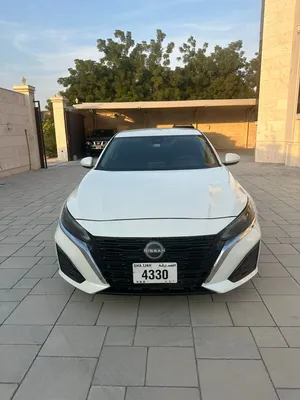 Used Nissan Altima in Sharjah