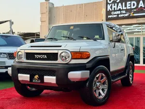 Used Toyota FJ in Sharjah