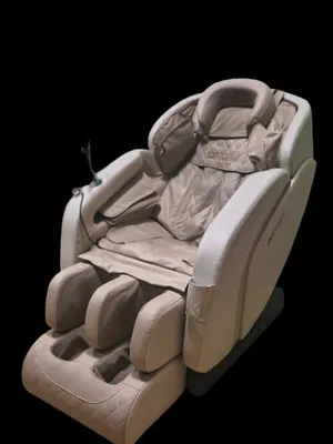 JC Buckman RefreshUs Full Body Massage Chair Recliner