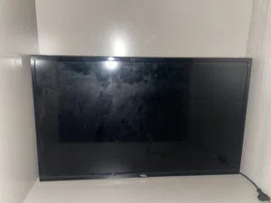 شاشه tcl مستعمل يعتبر جديد مش مستعمل أبدا المكان الدعوه الاسلاميه