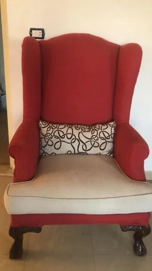 طقم كنب حاله جيده