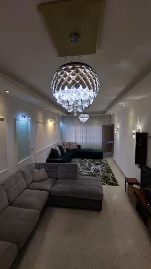 شقه مفروشه ديلوكس للايجار في المدينه الرياضيه مع اطلاله جميله من المالك مباشرة.