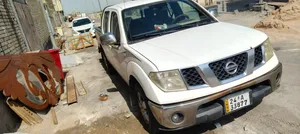نيسان نافارا 2014