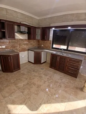 شقة - مميزة - مطلة - موقع مميز - الجاردنز