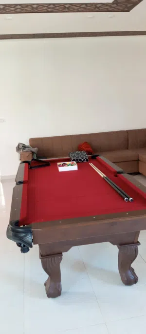 بلياردو خشب ثقيل 7 اقدم ونص جديد بالكرتونه وكاله اصلي