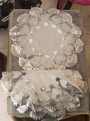 metallic silver grey table mat 5 pieces set  2 omr per piece  l