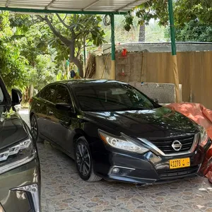 Used Nissan Altima in Al Dakhiliya