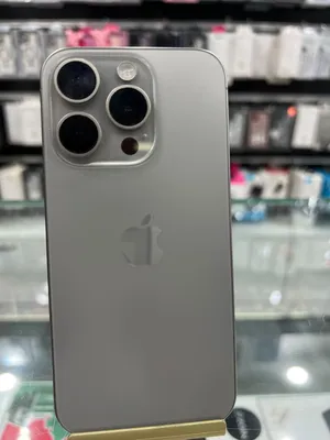 Iphone 15 pro 256 GB Change battery آيفون 15 برو 256 جيجا الجهاز وكالة ولا خدش مستبدل بطارية