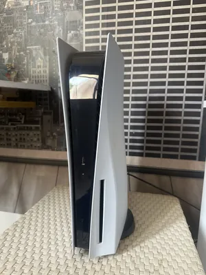 Fat Playstation 5 CD Version with Astrobot game and one controller