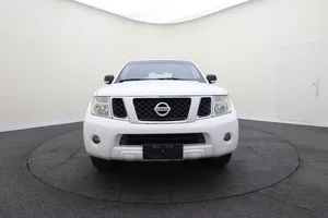 Nissan Pathfinder 4x4 2014