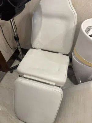 2 سرير مساج استخدام صالونات بحاله جيده