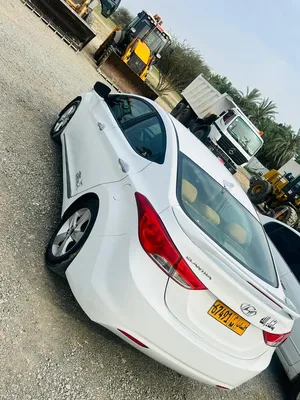 Hyundai elantra 2013