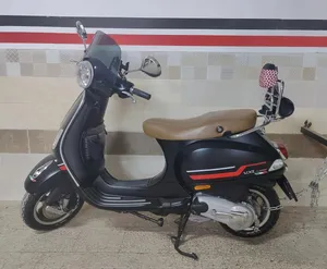 سكوتر فيسبا vxl 2023 أسود بحاله ممتازه