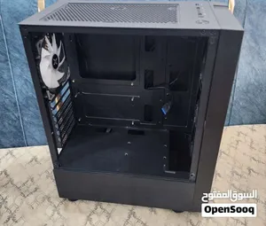 PC Case Medium size مستعمل سعره 55 الف مع 4 Fan RGB