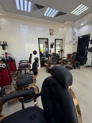 GENTS SALON & COMMERCIAL BUSINESS SPACE FOR SALE