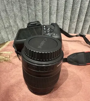 Canon EOS 2000D+18-15mm lens